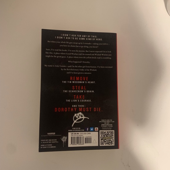 DOROTHY MUST DIE - Danielle Paige - Picture 2 of 2